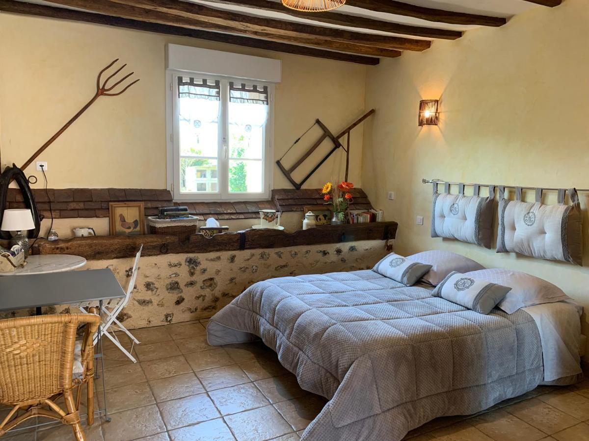Les Logis Du Breuil Panzió Marchéville Kültér fotó